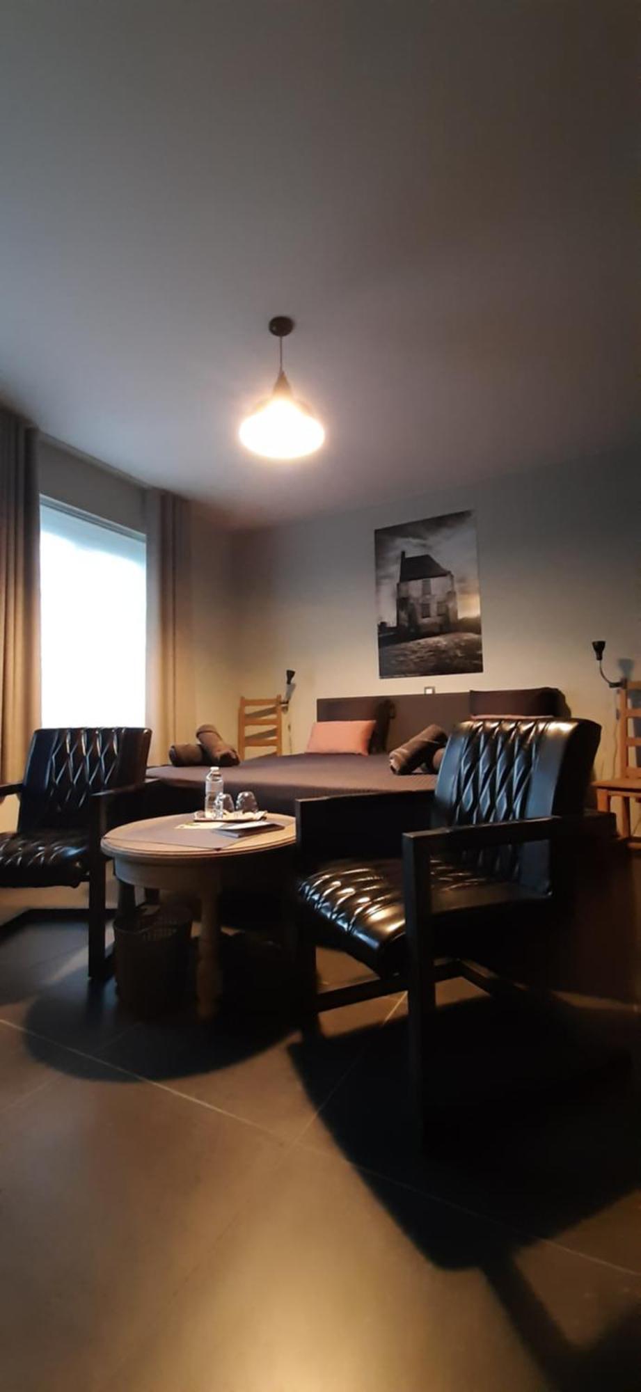 B & B Victors Hof, Met Zwemvijver In Landelijke Setting Lievegem エクステリア 写真